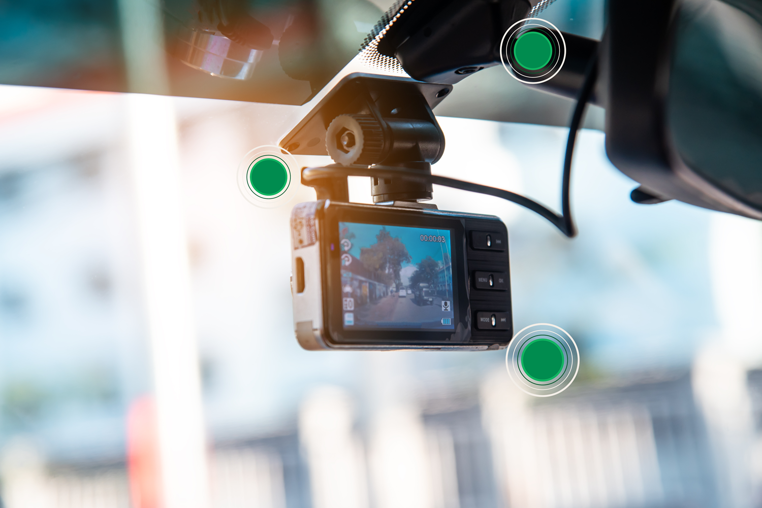 أفضل داش كام للسيارات 2025: دليل شراء شامل ومقارنة المواصفات